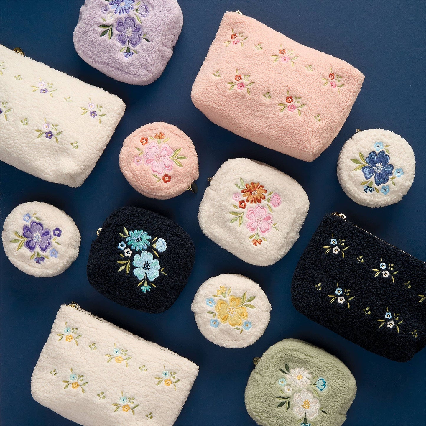 The Darling Effect - Teddy Pouch-Circle Dainty Floral Navy