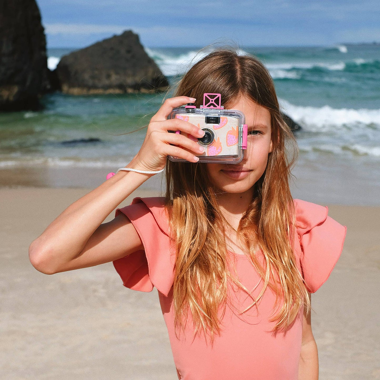 Sunnylife - Underwater Camera Sea Seeker Strawberry