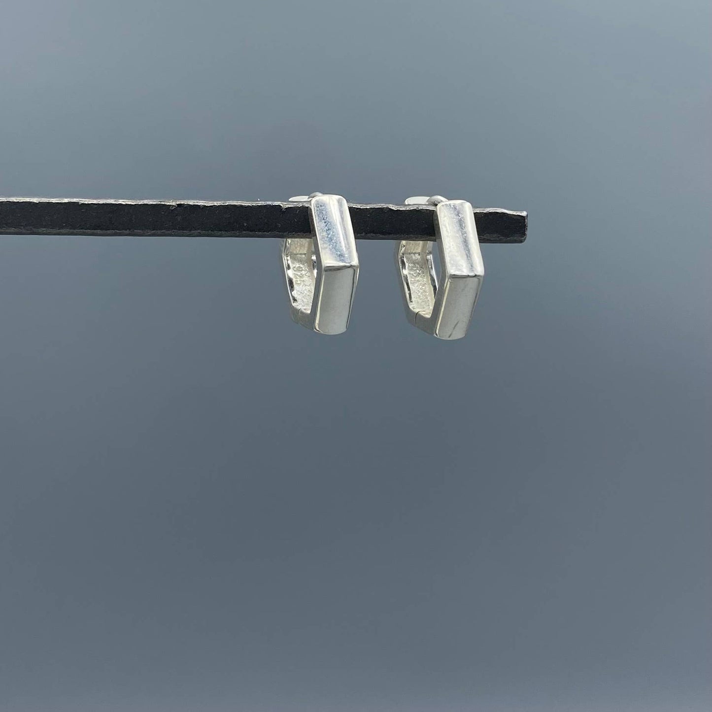 Something Silver - Hexagon Hinged Clicker Hoops