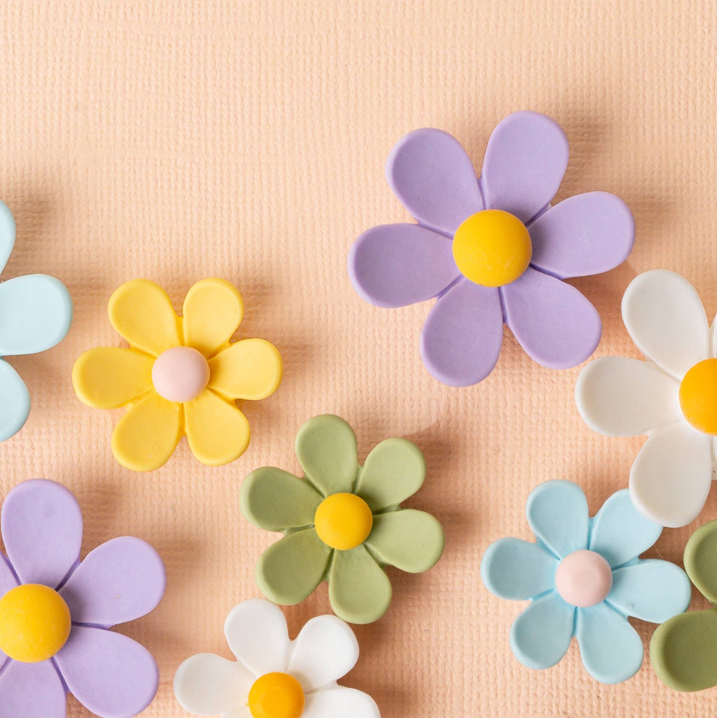 The Darling Effect - Daisy Delight Magnet Set-Lilac