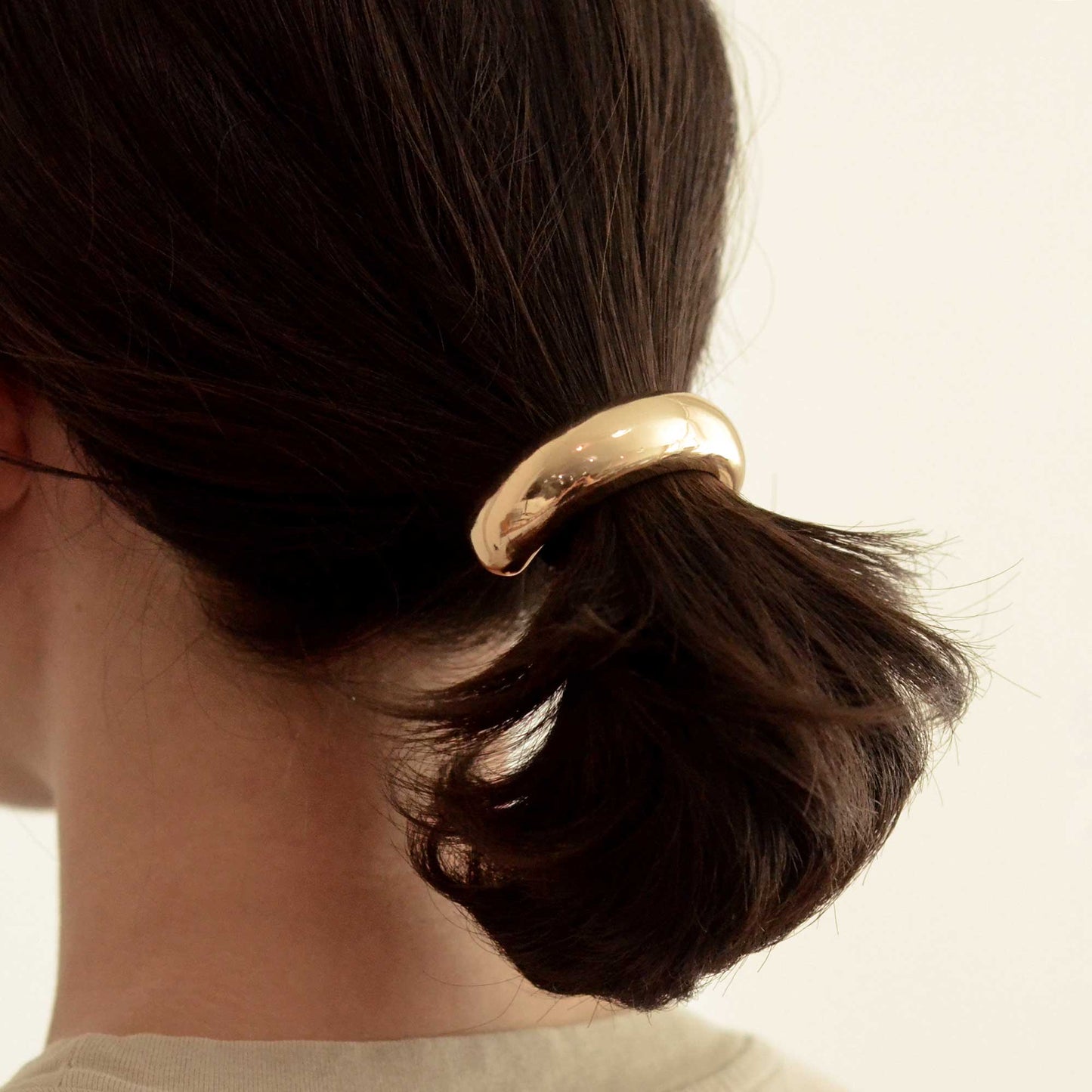 nar'sha - Wide Metal Cuff Hair Tie | Gold