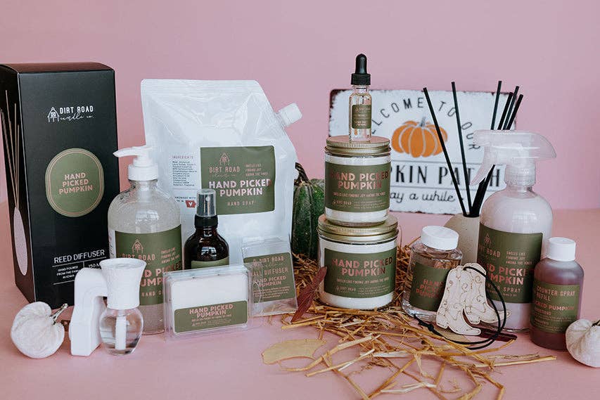 Dirt Road Candle Co - Hand Picked Pumpkin Candle