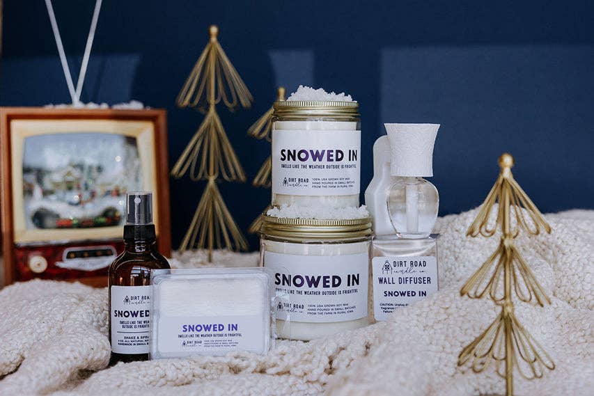 Dirt Road Candle Co - Snowed In Candle