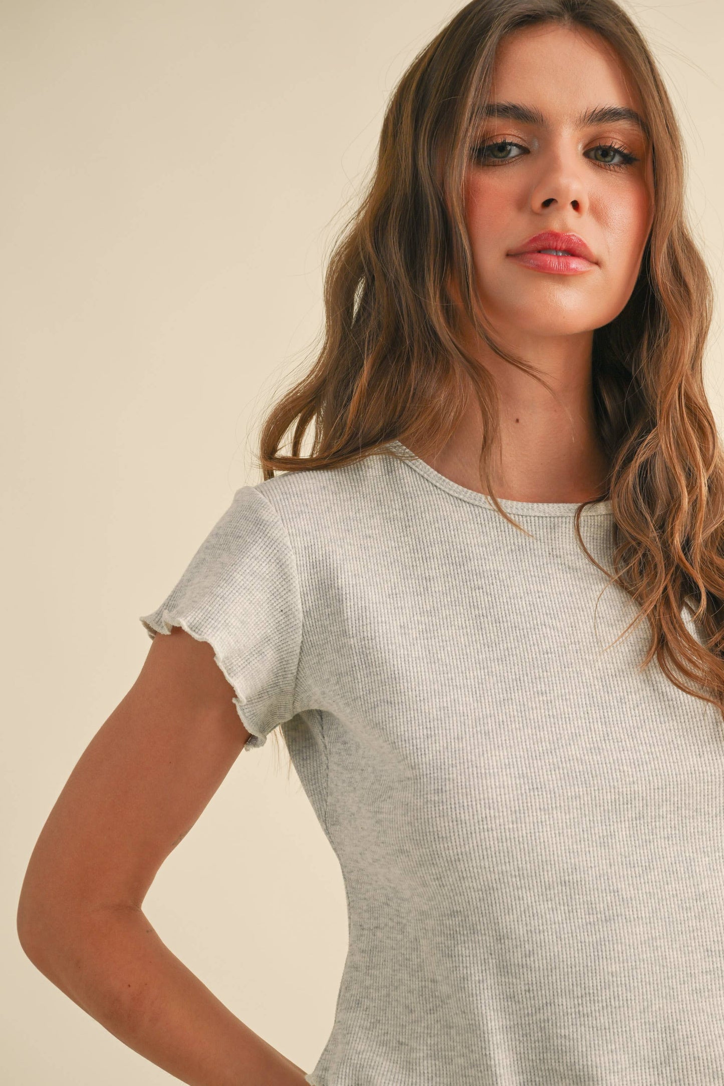 MIOU MUSE - MINI WAFFLE FABRIC SHORT SLEEVE TOP