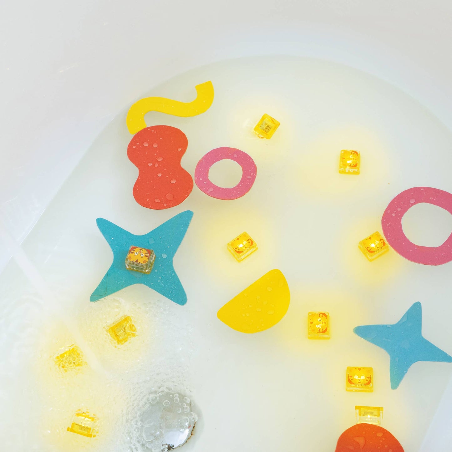 Glo Pals - Daniel Tiger's Neighborhood - Light-Up Cubes