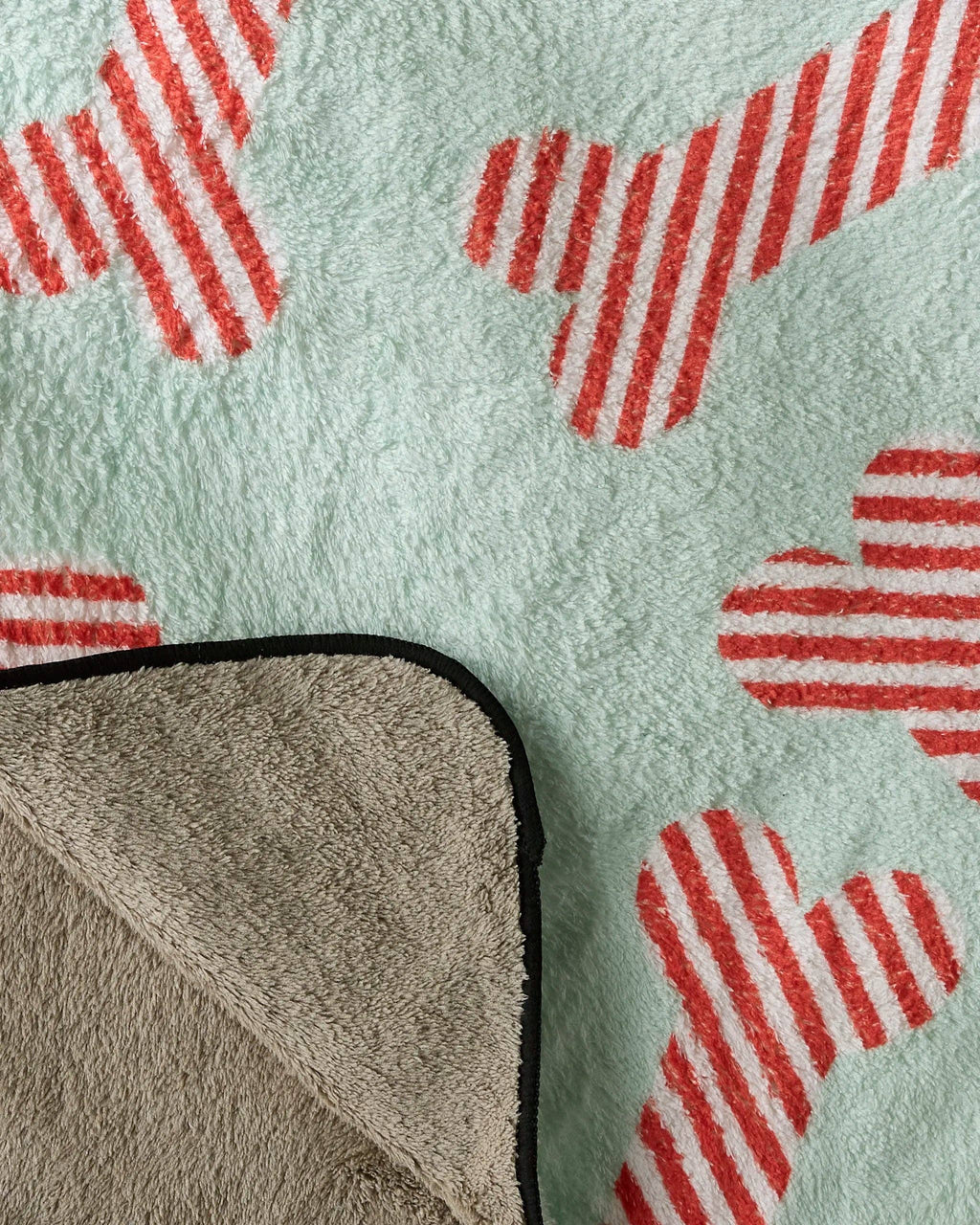 Geometry - Yuletide Pup Plush Towel