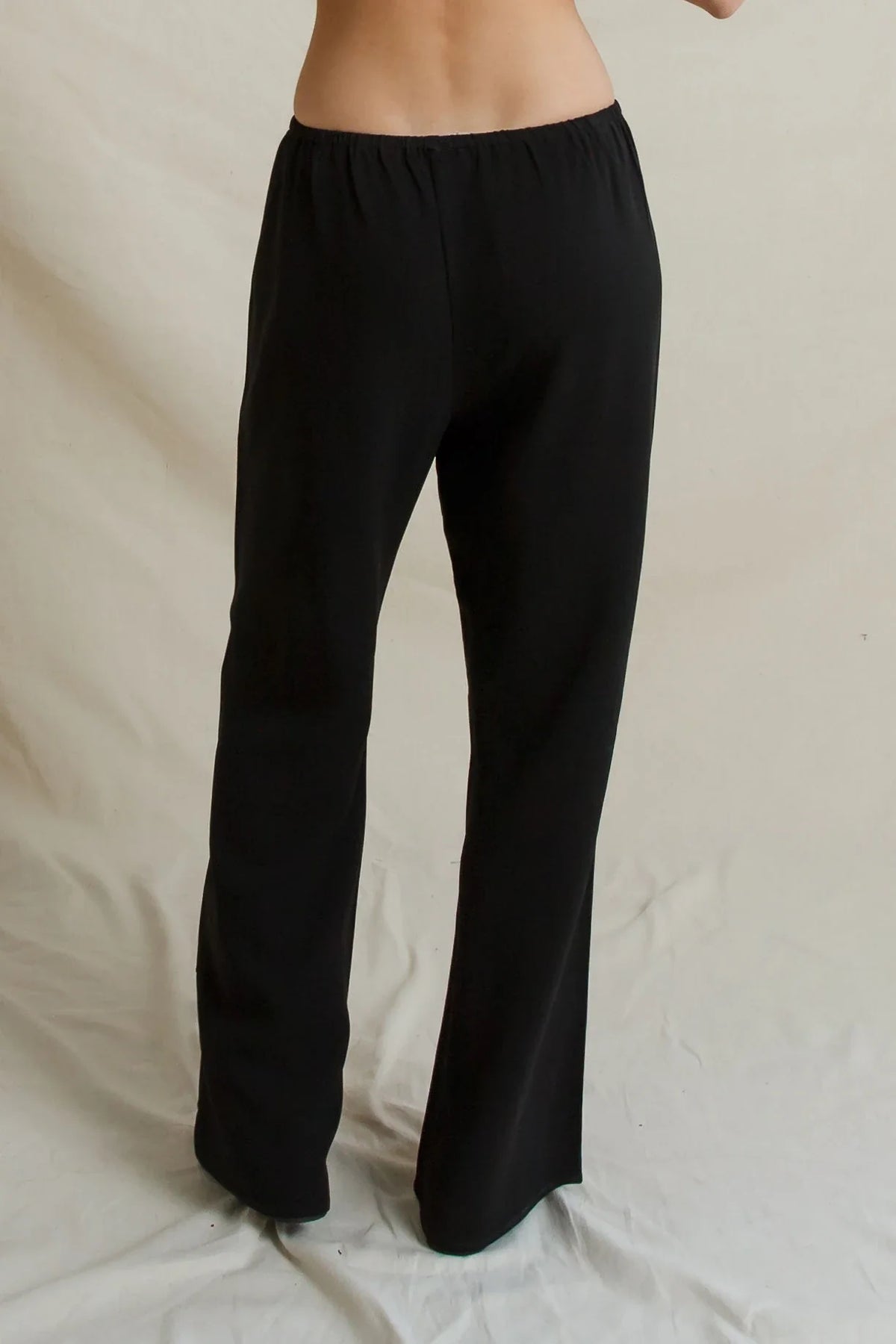 perfectwhitetee - georgia crepe easy pants - true black