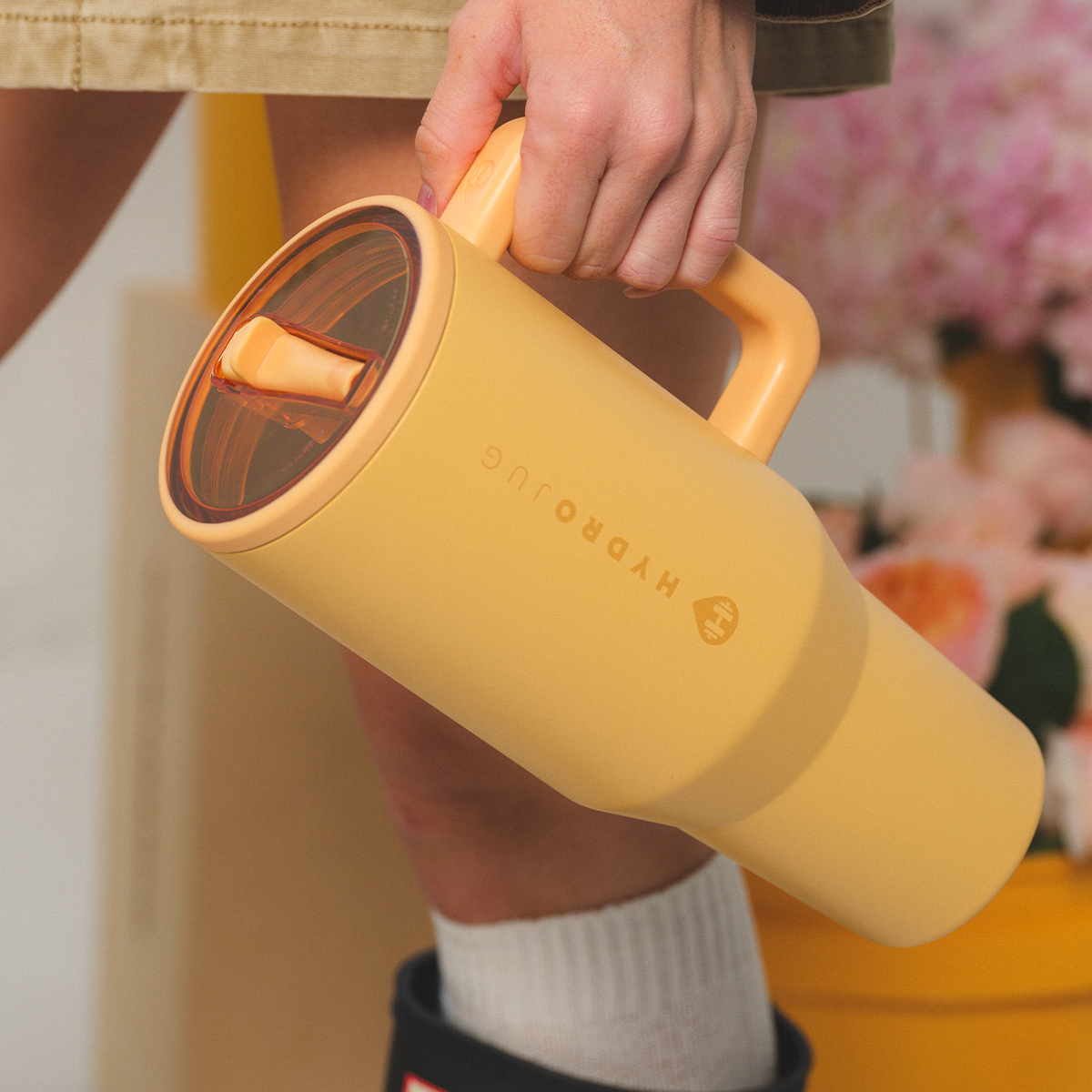HydroJug - Marigold HydroJug 40 oz Traveler
