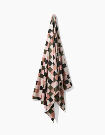 Geometry - Luxora Butter Blanket