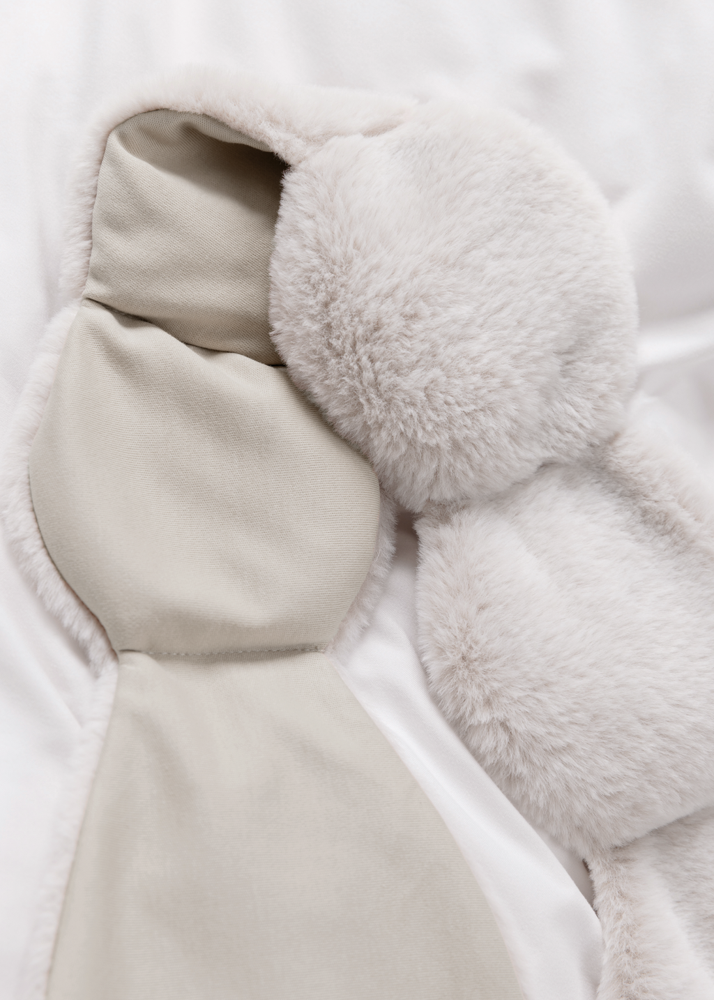 nodpod - Polar Weighted Sleep Mask - Limited Edition