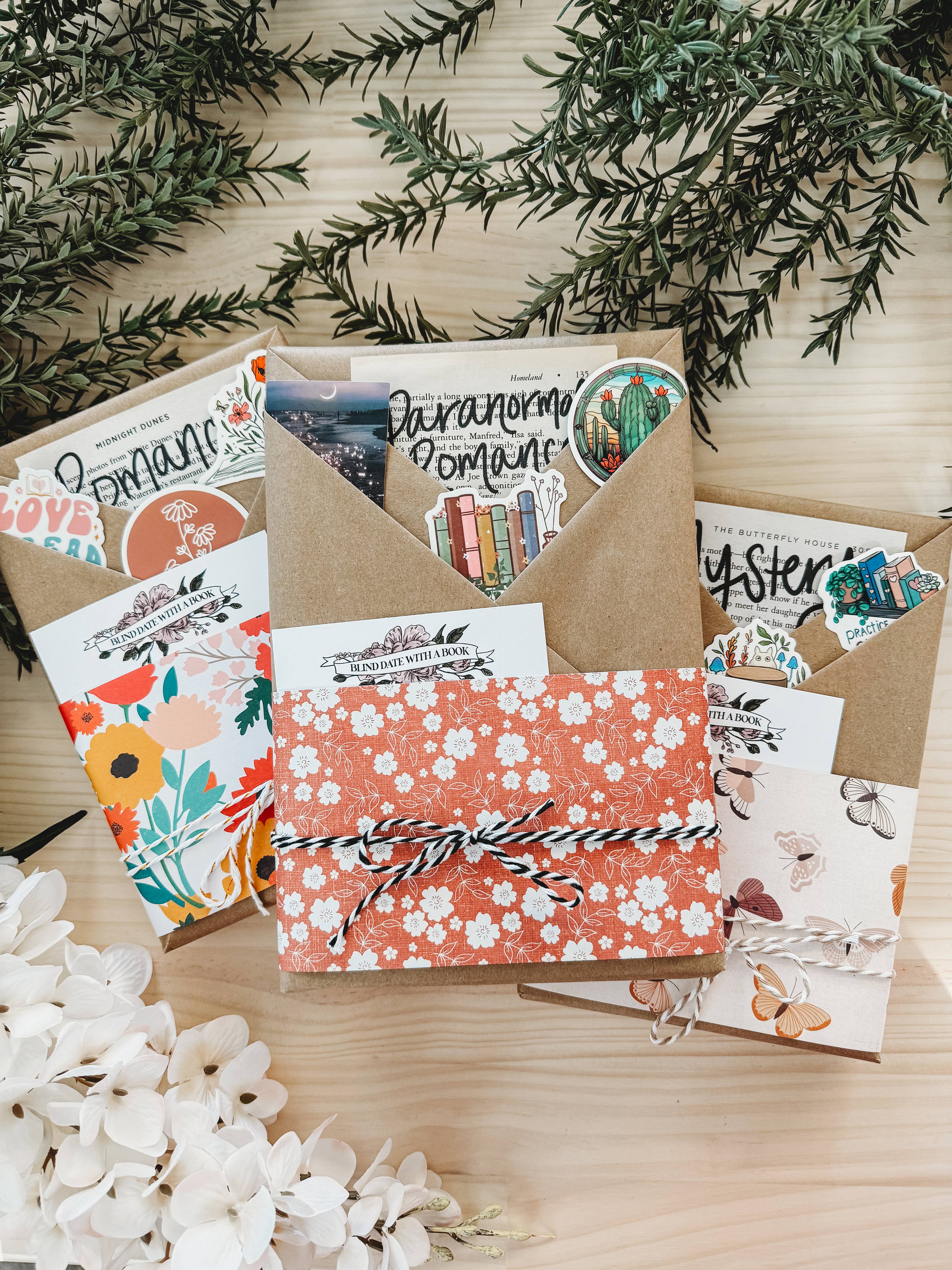 Midnight Readers Shop - Blind date with a Book