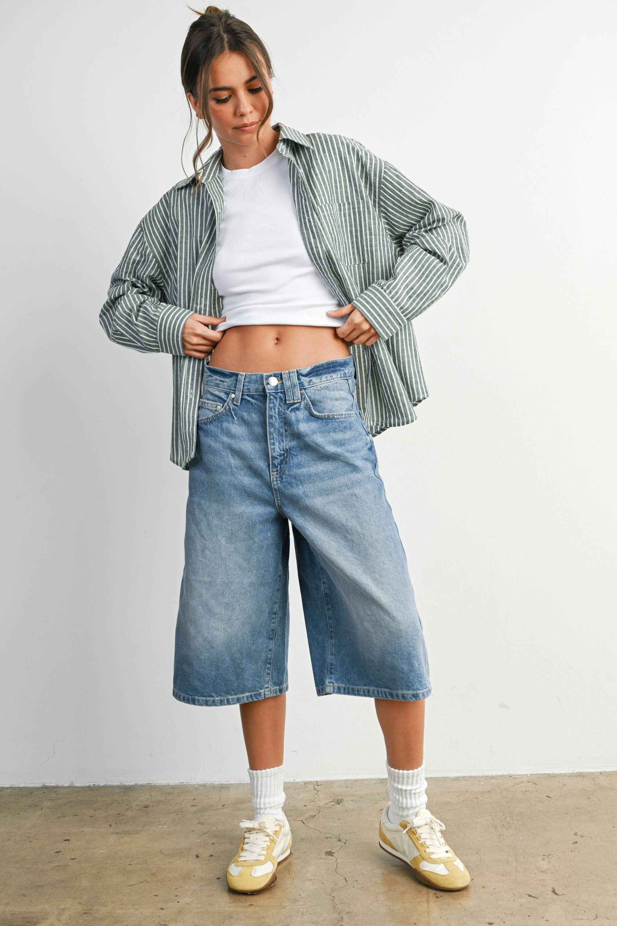 BUTTERMELON - Cropped Striped Button-Up Collared Long Sleeve Top - Multiple Colors