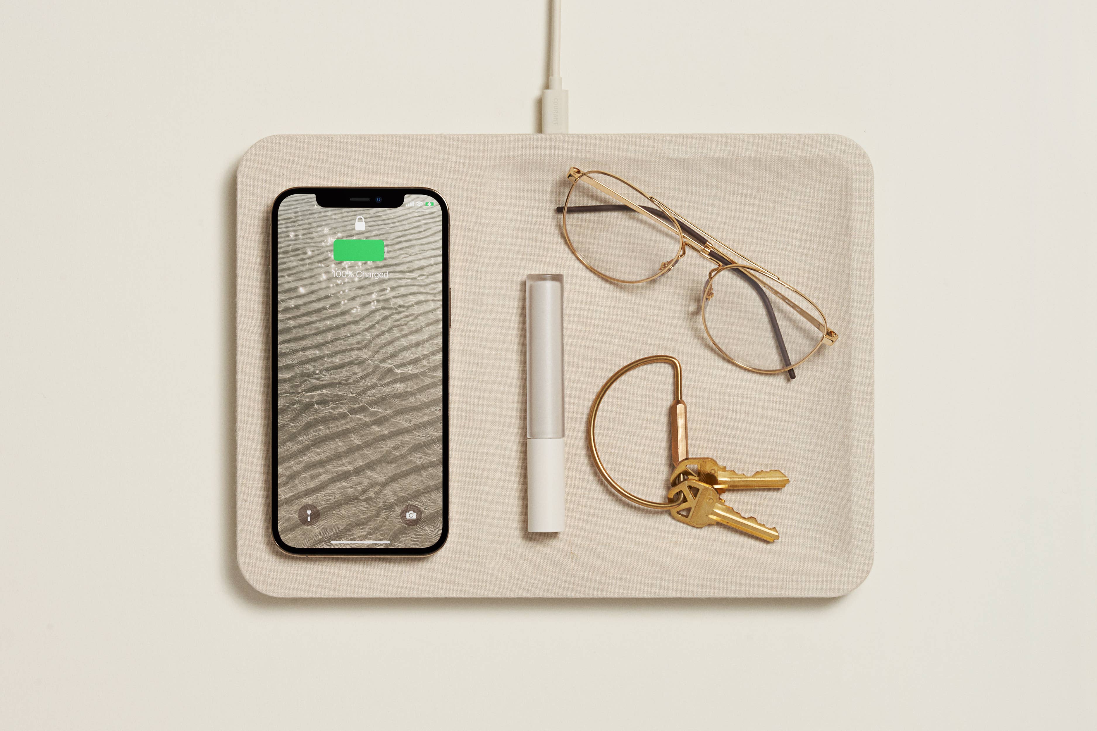 Courant - CATCH:3 - Essentials Linen Wireless Charger with Valet Tray