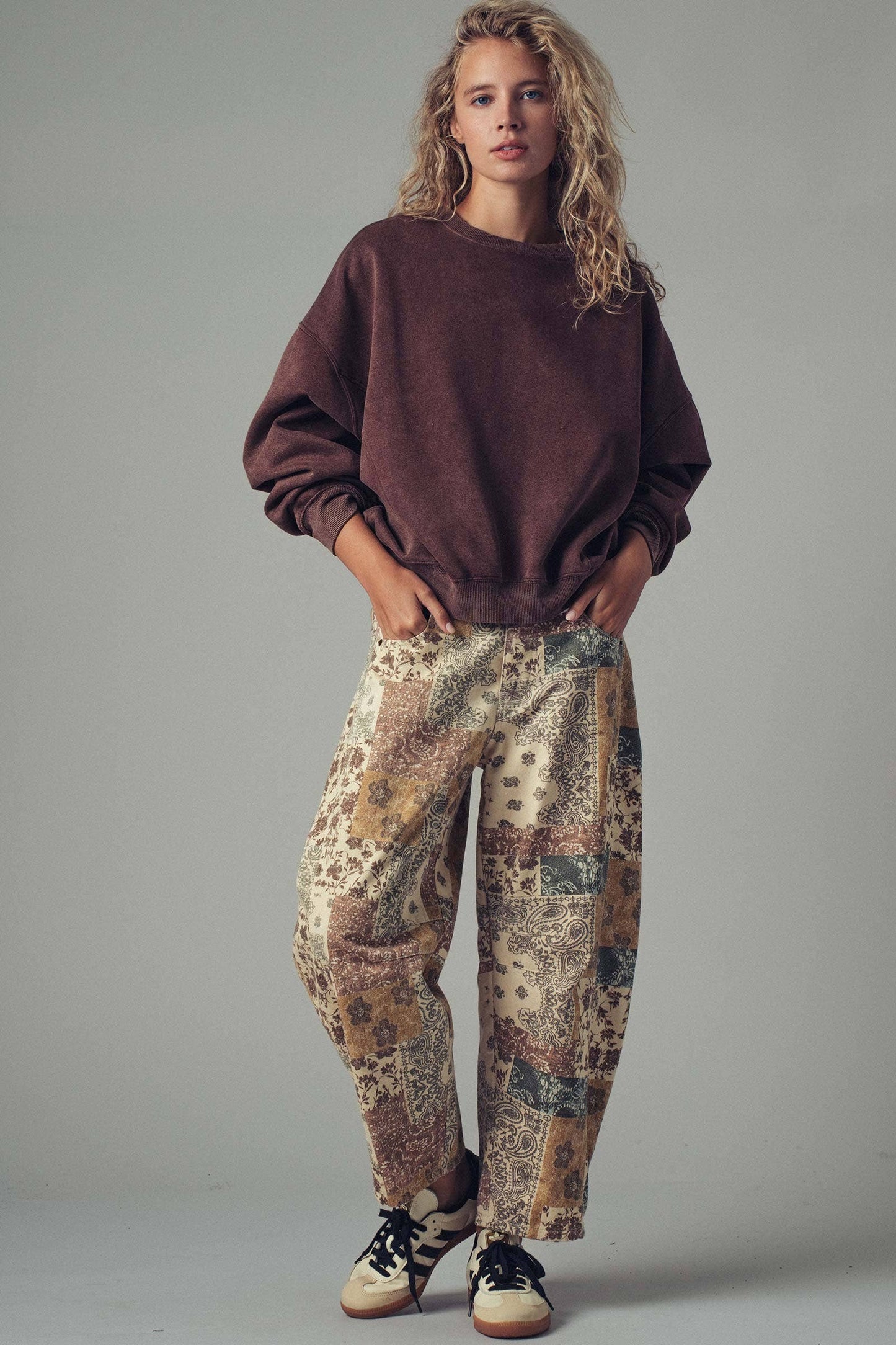 Urban Daizy - Crew Neck Comfort Washed  Spring Sweatshirt