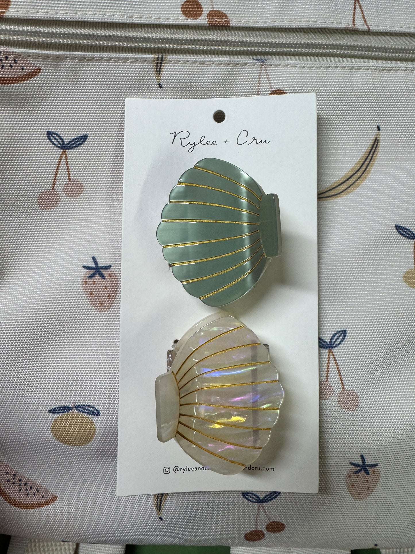 RYLEE + CRU SHELL CLIP SET SEAFOAM, NATURAL