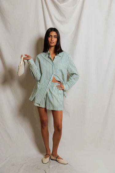 perfectwhitetee - julie poplin pull on shorts w/pockets - teal blue / sugar stripe