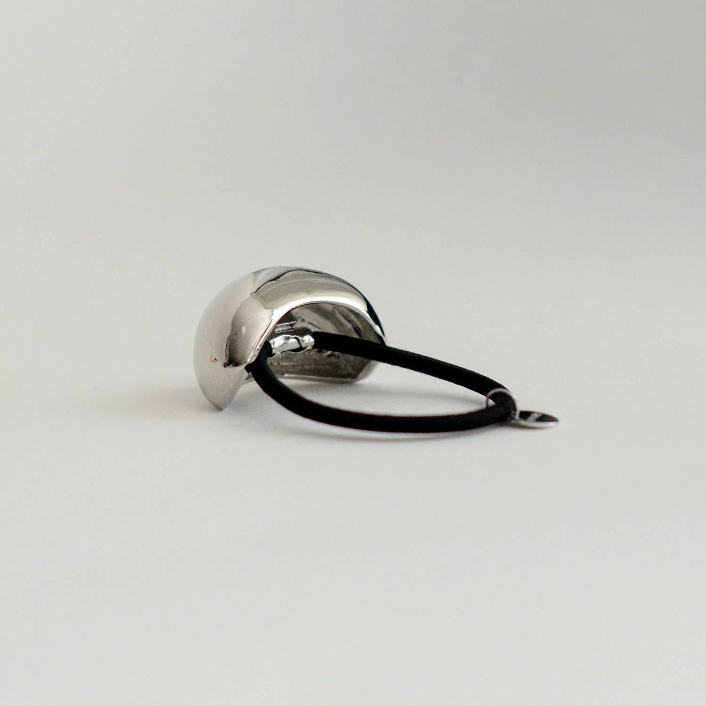 nar'sha - Bold Crescent Metal Cuff Hair Tie | Silver