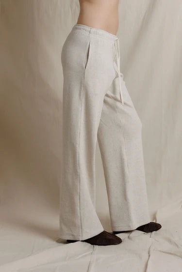 perfectwhitetee - zadie waffle knit pull on pant with pockets - oatmeal