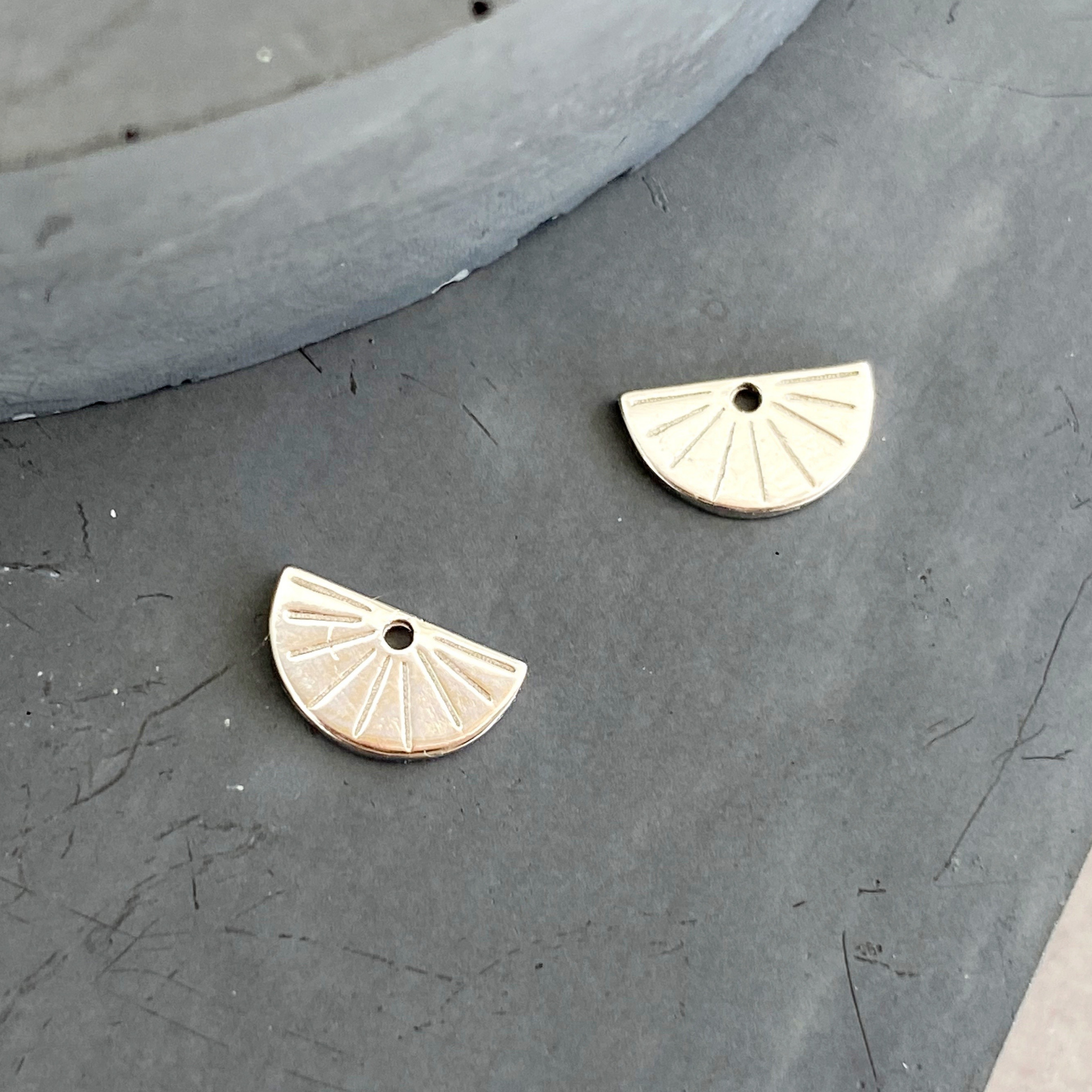 Ear Kit - Sola Plates