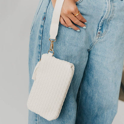 Pretty Simple - Emma Woven Clutch Wristlet