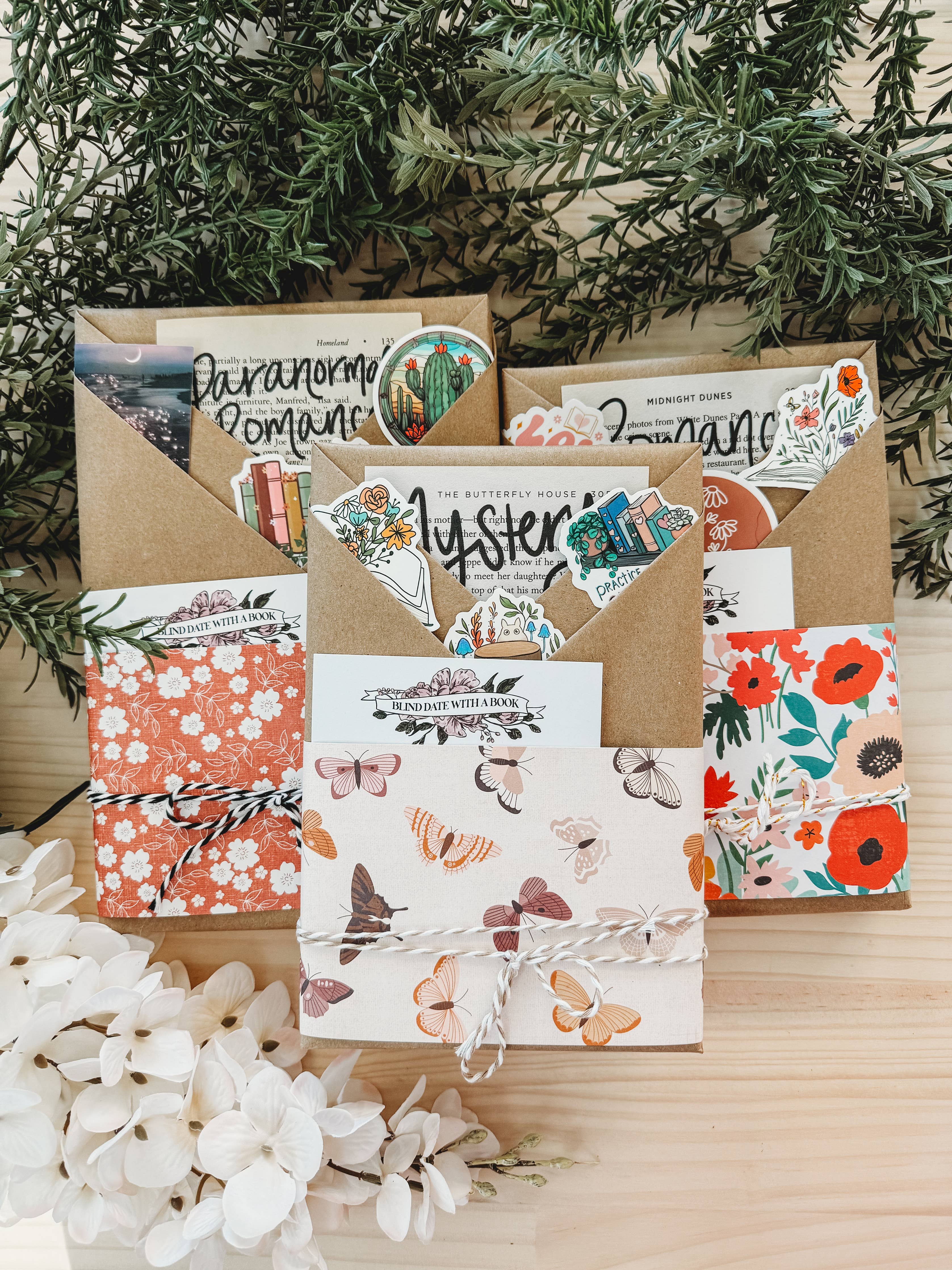 Midnight Readers Shop - Blind date with a Book