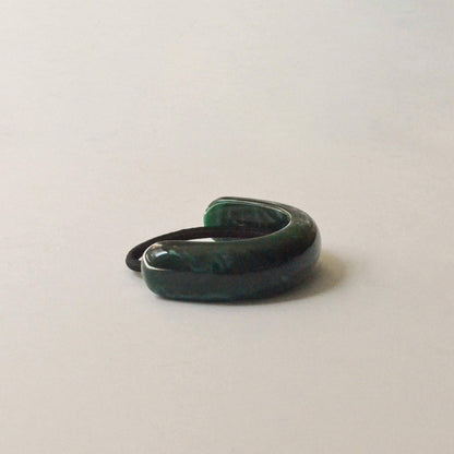 nar'sha - Wide Arch Acrylic Ponytail Hair Tie | Green