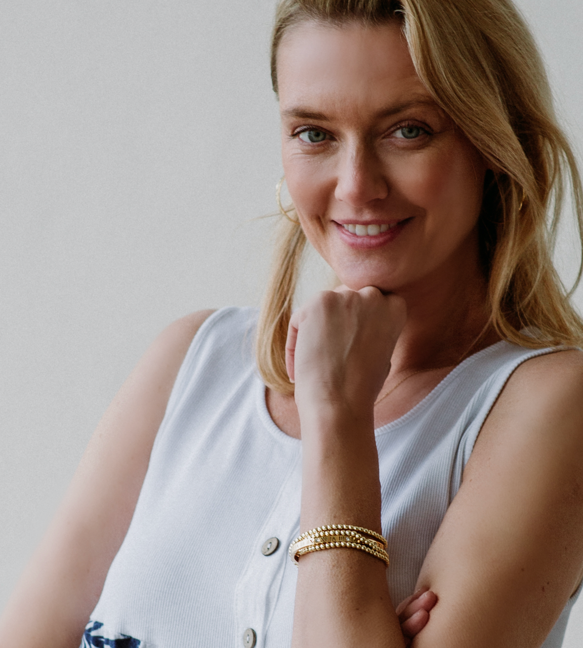 Splendid Iris - 4mm Bead Stretch Bracelets - Silver