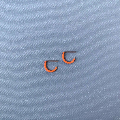 Alice Rise - Tiny Huggie in Bold Marigold