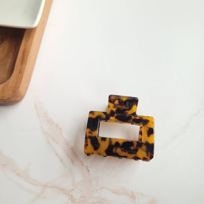 Carly Hair Claw - Tortoise