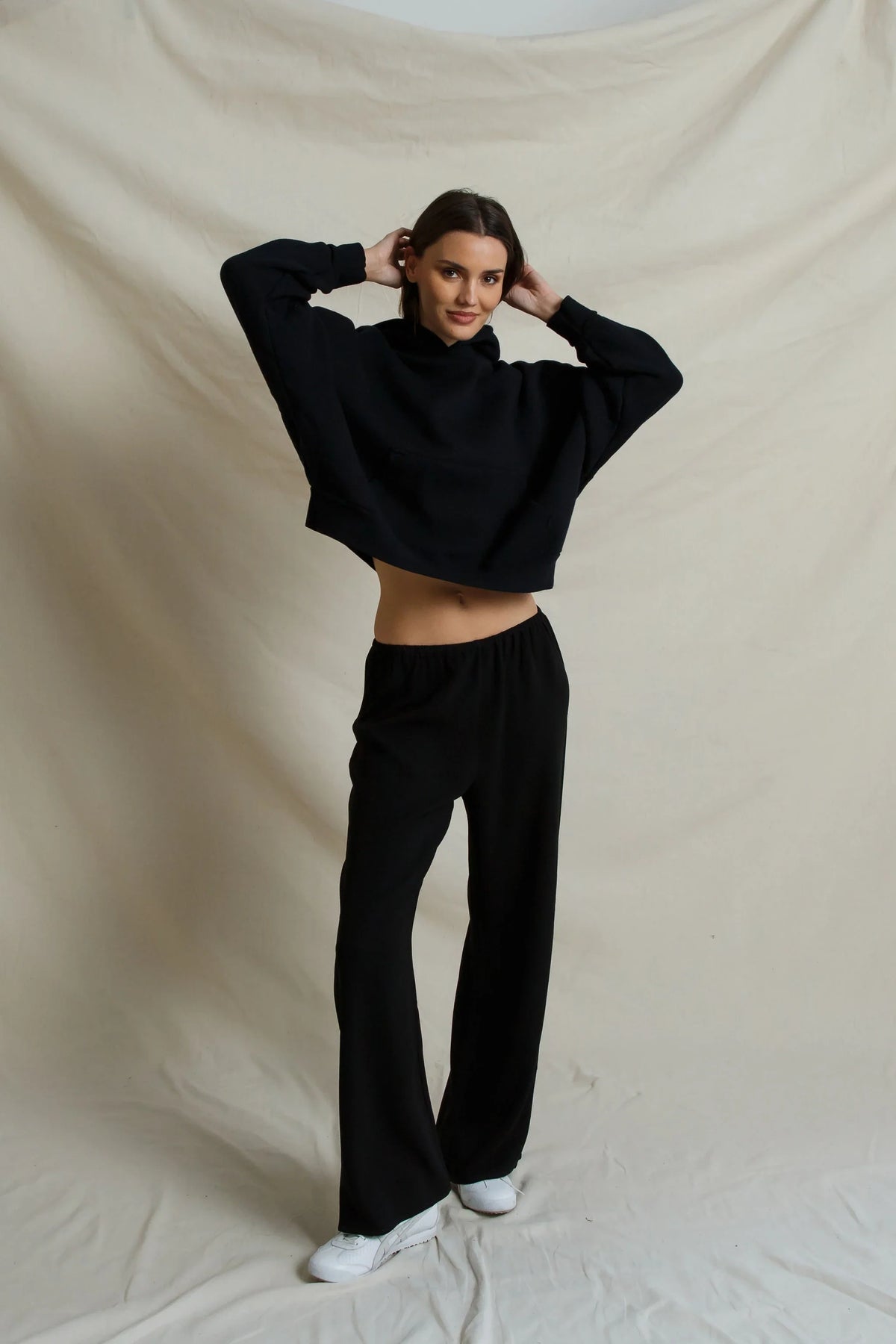 perfectwhitetee - georgia crepe easy pants - true black