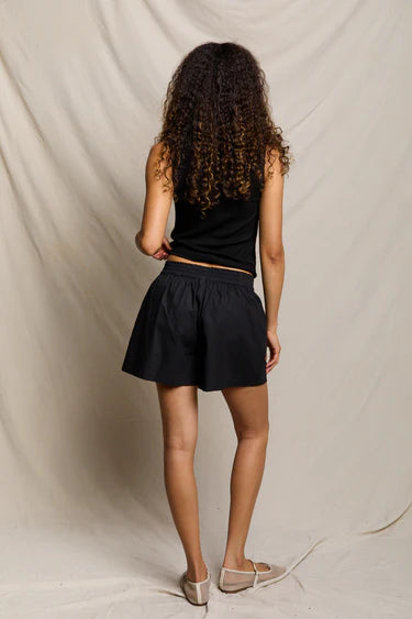 perfectwhitetee - julie poplin pull on shorts w/pockets - black