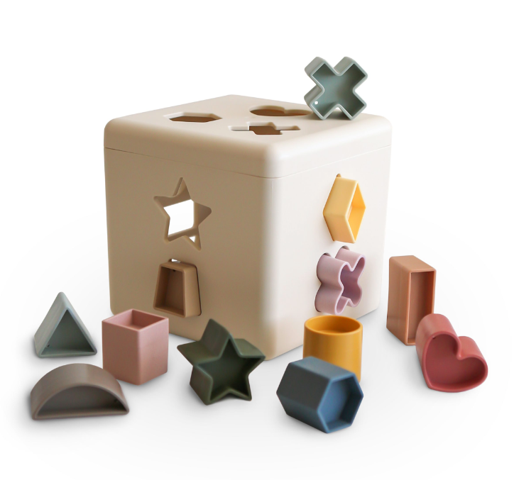 Mushie Shape Sorting Box