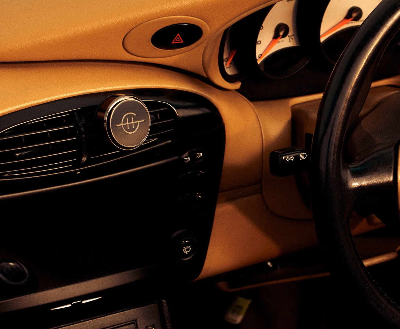 Glasshouse Fragrances - Car Diffuser +  Lost in Amalfi