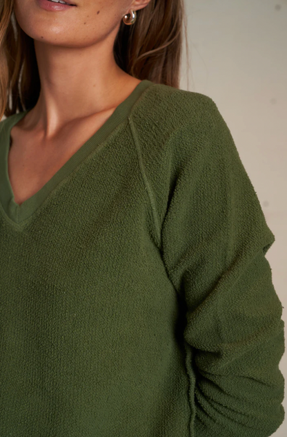 perfectwhitetee zuri reverse fleece v-neck raglan sweatshirt - fern green