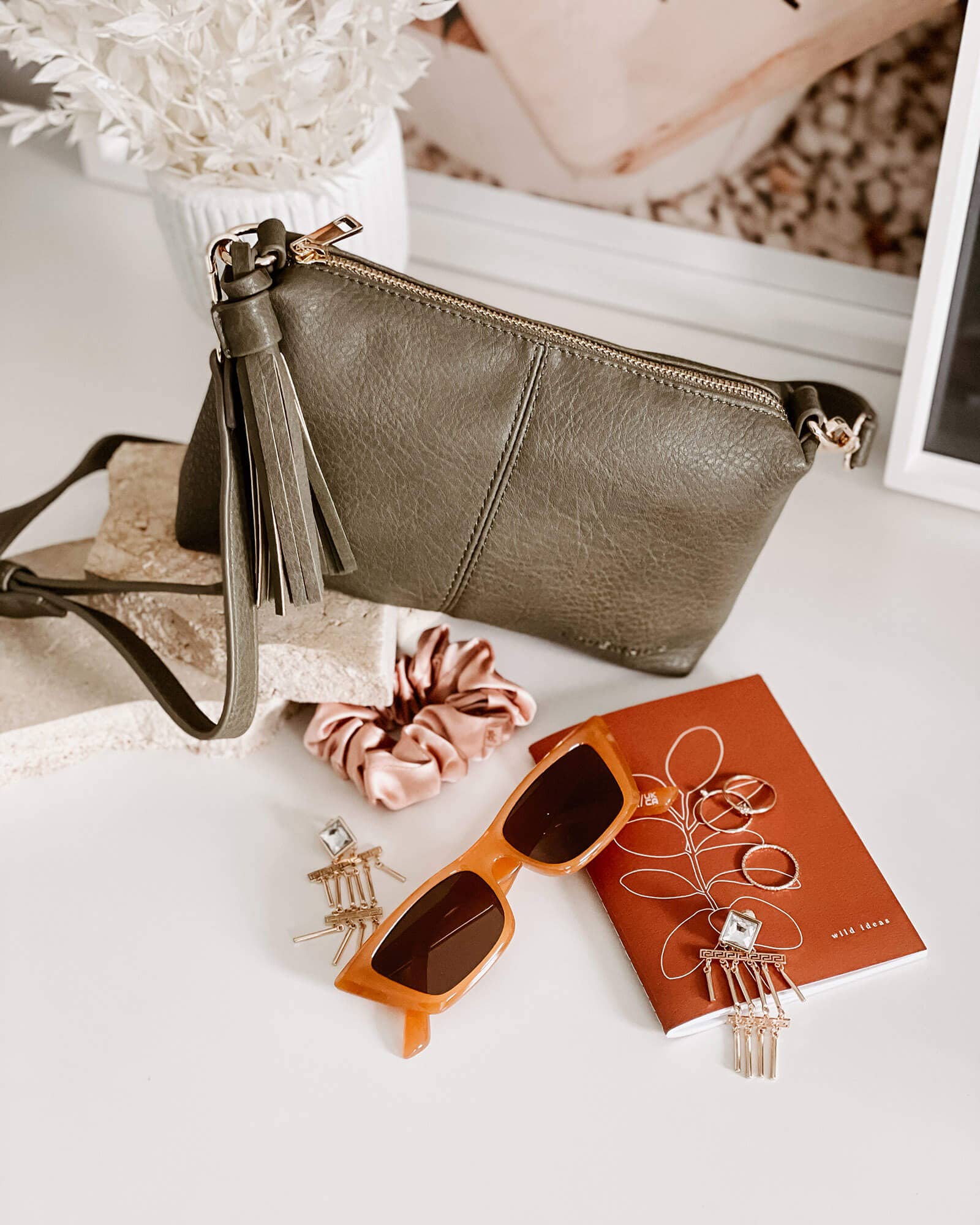Louenhide - Baby Daisy Crossbody Bag