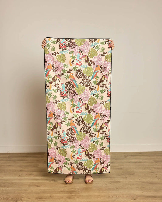 Geometry - Tropi Hotel Beach Towel