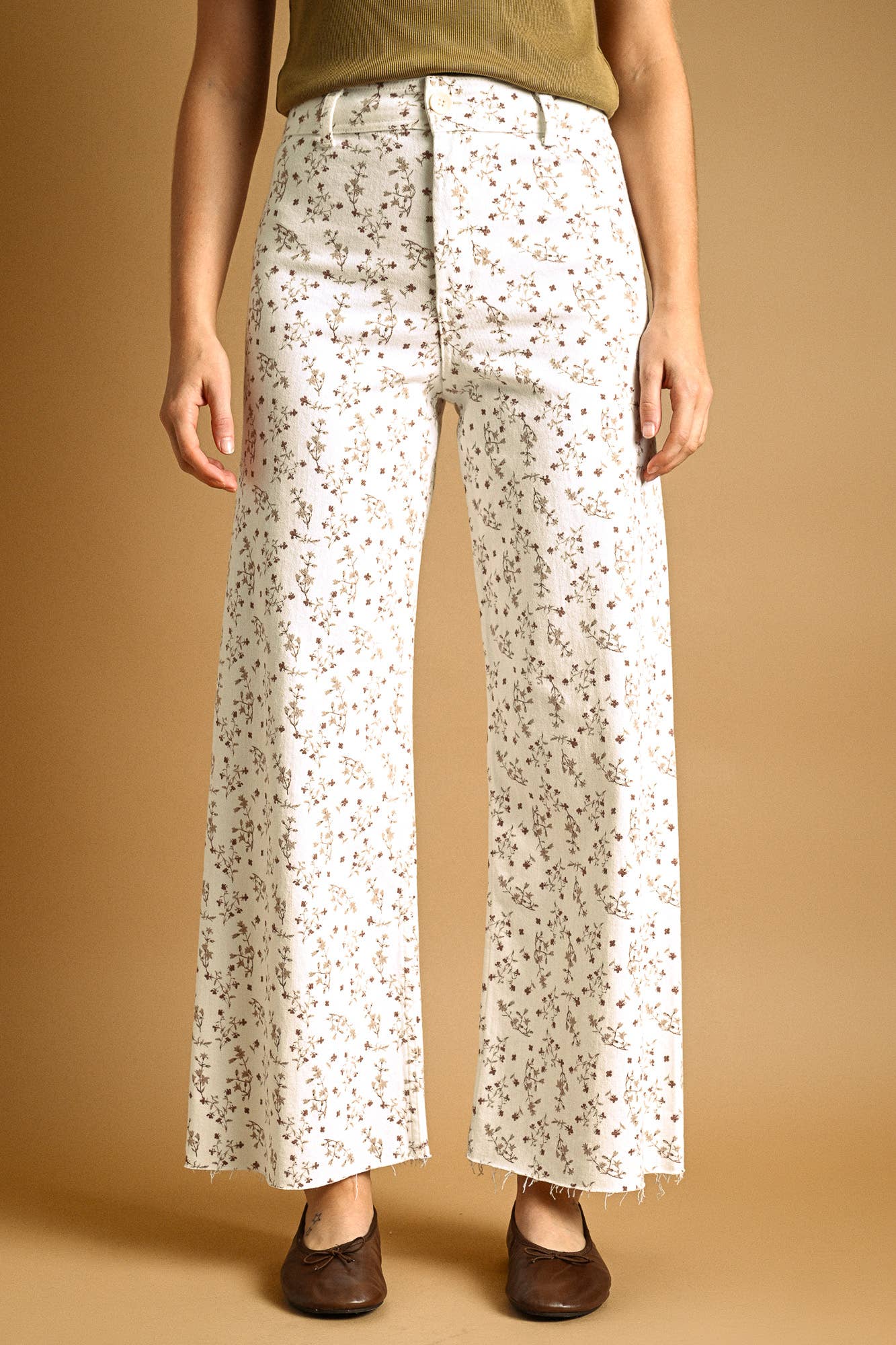 Tessa Floral Print Pants - Toasted Vanilla