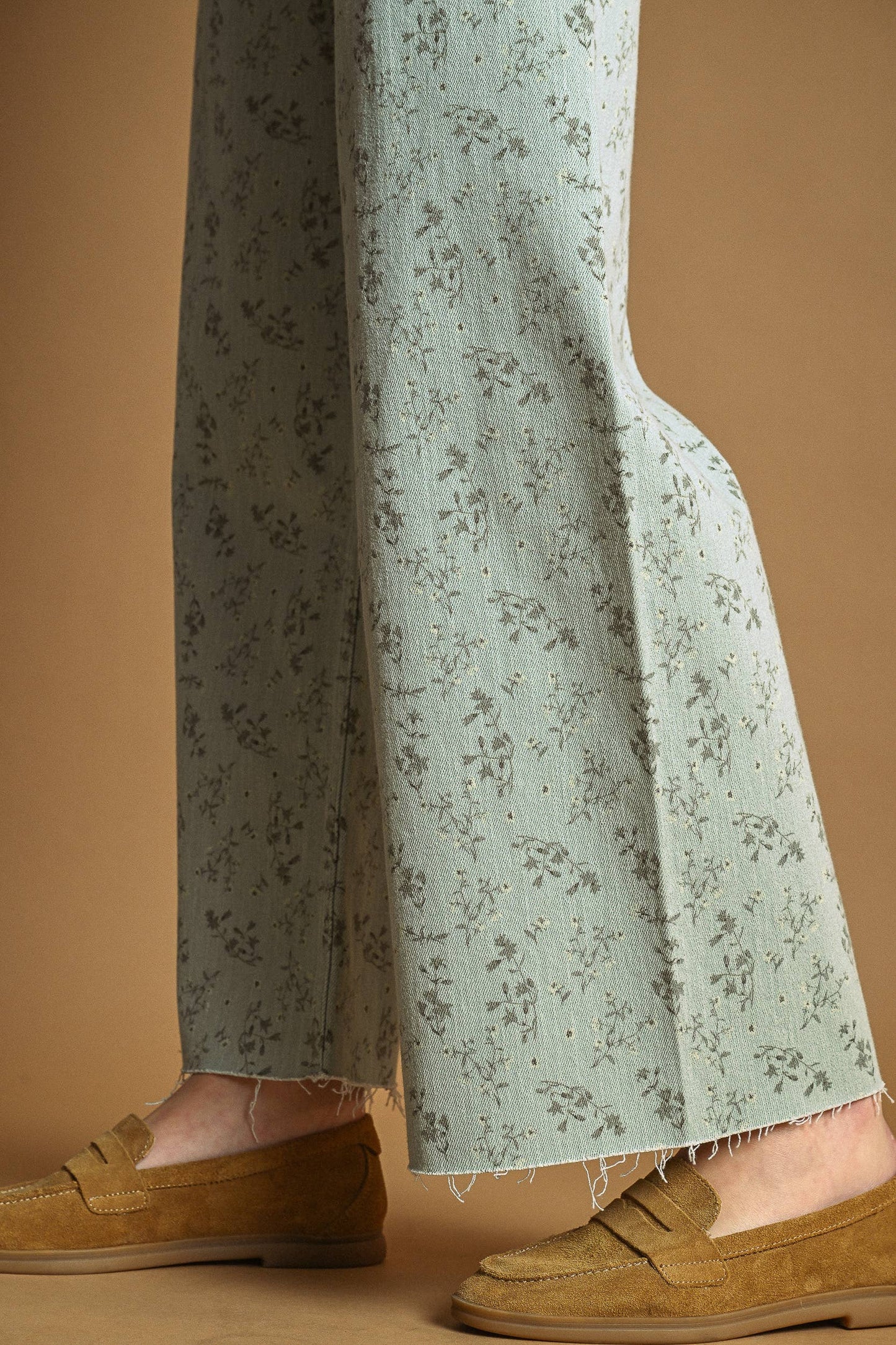 Tessa Floral Print Pants - Toasted Vanilla