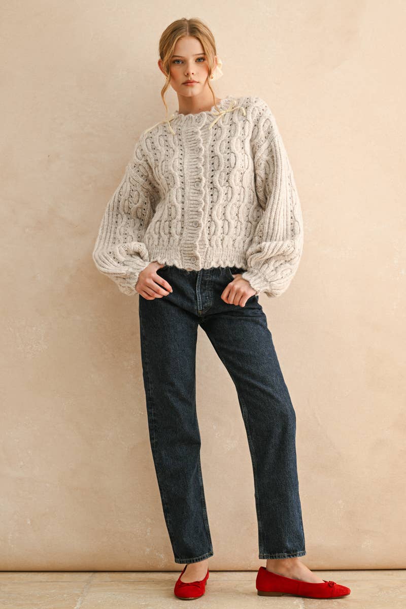 MIOU MUSE - SCALLOP EDGE CABLE KNIT CARDIGAN