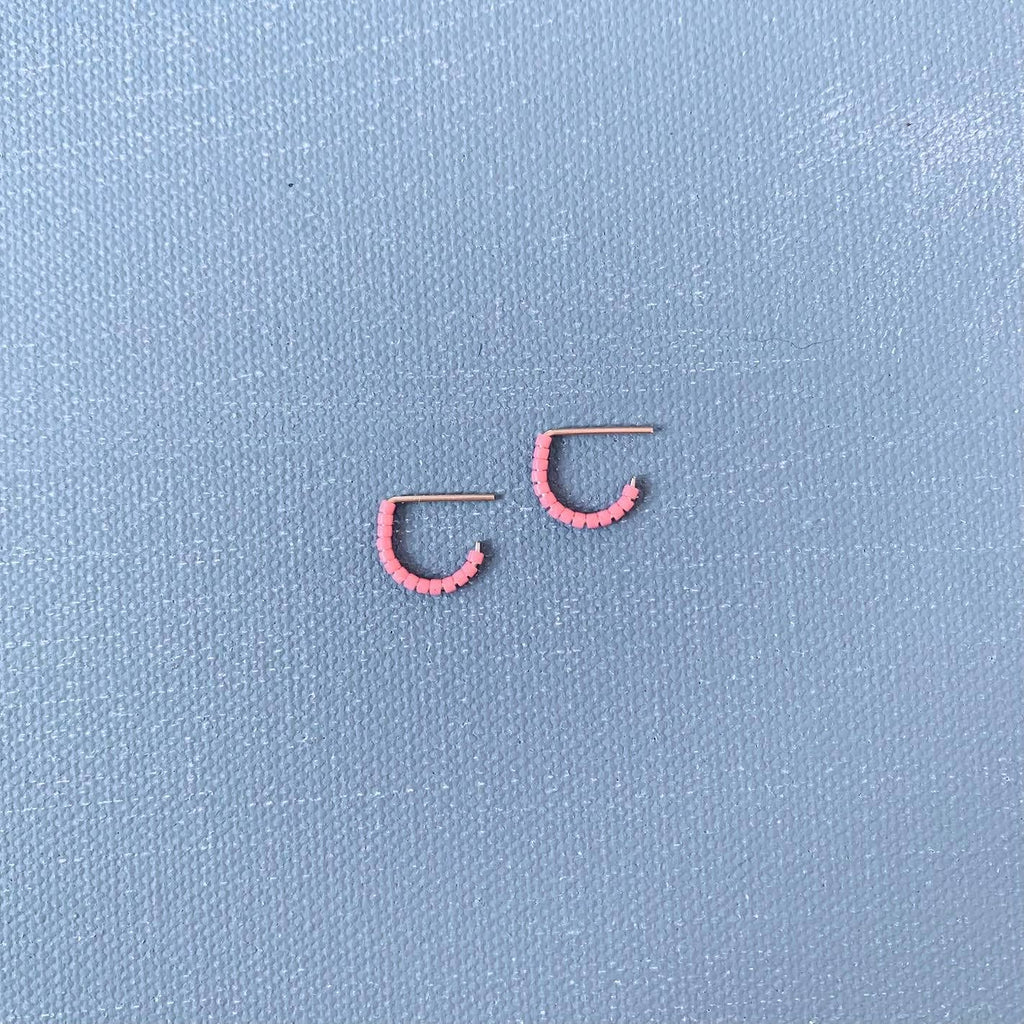 Alice Rise - Tiny Huggie in Flamingo Pink