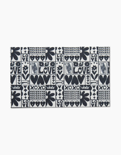 Geometry - Queen of Hearts Not A Paper Towel