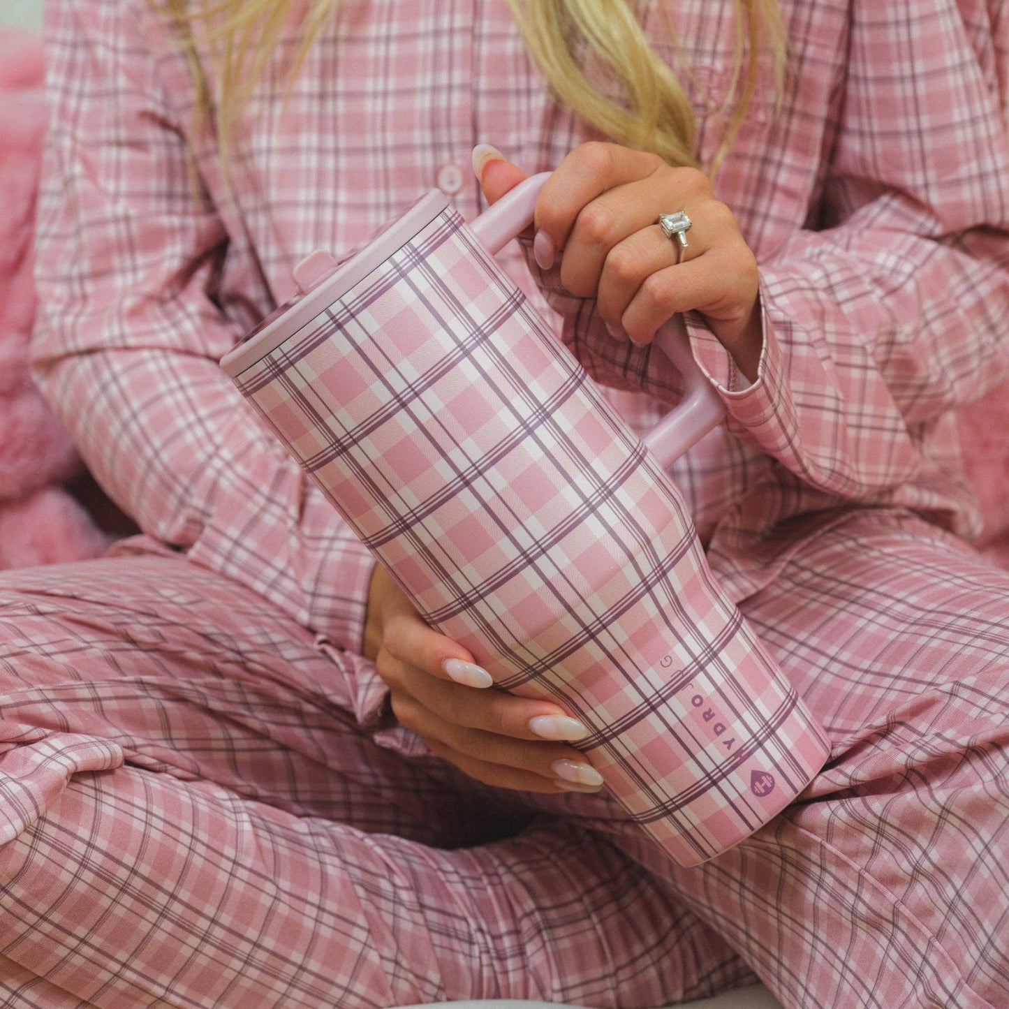HydroJug - Pillow Talk Plaid HydroJug 40 oz Traveler Tumbler